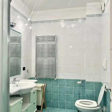 Provenzano Floor דירה *